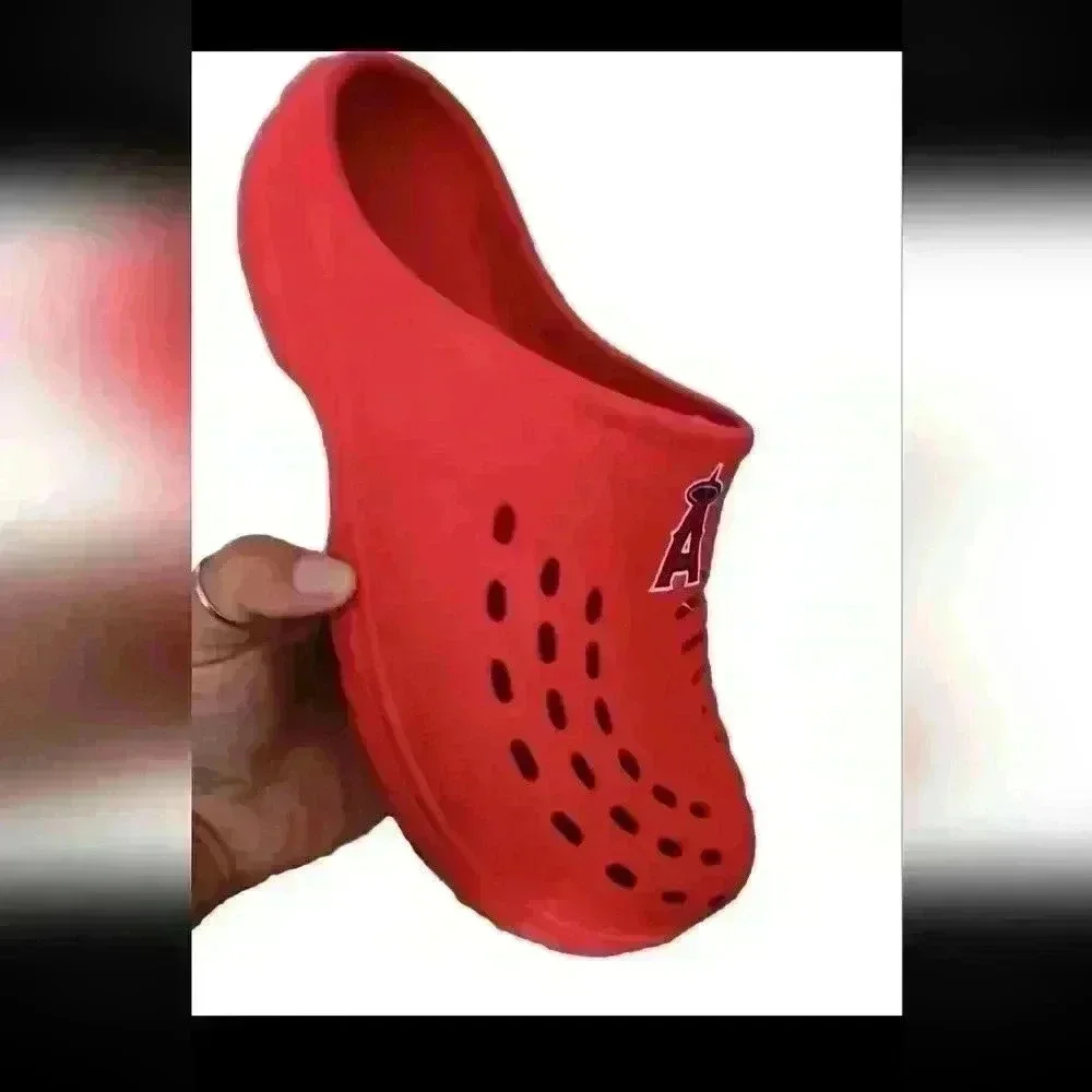 Foco Mens Red Los Angeles Angels Baseball Lightweight Rubber Clogs S (7/8)